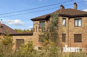 Дом 498м², 3-этажный, участок 12 сот.