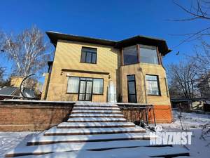 Дом 453м², 3-этажный, участок 7 сот.