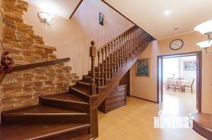 Коттедж 169м², 2-этажный, участок 7 сот.