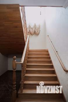 Дом 368м², 3-этажный, участок 6 сот.