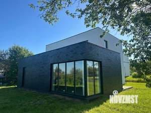 Дом 221м², 2-этажный, участок 6 сот.