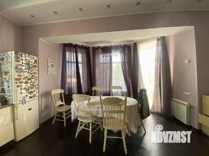 Коттедж 453м², 3-этажный, участок 8 сот.