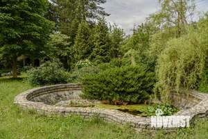 Дом 933м², 3-этажный, участок 33 сот.