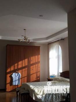 Дом 748м², 2-этажный, участок 8 сот.