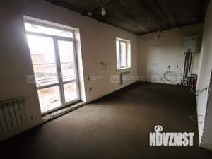 Дом 130м², 2-этажный, участок 4 сот.