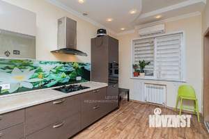 Таунхаус 114м², 3-этажный, участок 7 сот.