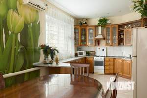 Дом 230м², 2-этажный, участок 5 сот.