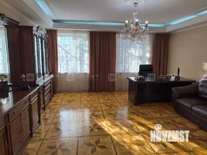 Дом 186м², 2-этажный, участок 6 сот.