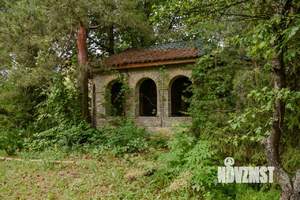 Дом 933м², 3-этажный, участок 33 сот.