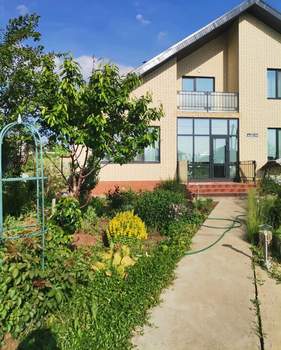 Дом 156м², 2-этажный, участок 6 сот.