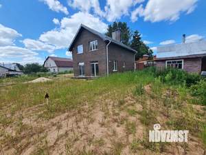 Коттедж 140м², 2-этажный, участок 10 сот.