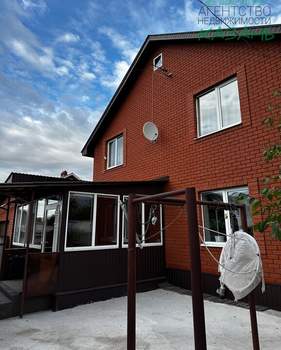 Дом 227м², 2-этажный, участок 8 сот.