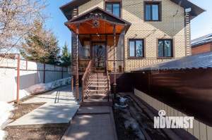 Дом 209м², 3-этажный, участок 5 сот.