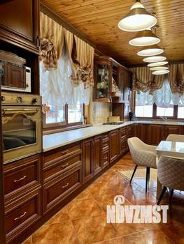 Дом 205м², 2-этажный, участок 10 сот.