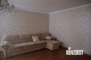 Дом 368м², 3-этажный, участок 6 сот.