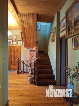 Коттедж 285м², 3-этажный, участок 12 сот.