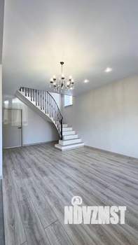 Коттедж 105м², 2-этажный, участок 6 сот.