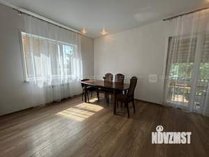 Дом 110м², 2-этажный, участок 4 сот.