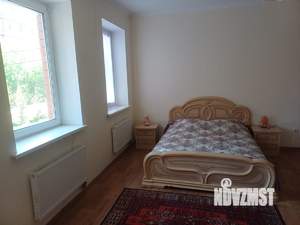 Таунхаус 135м², 3-этажный, участок 1 сот.