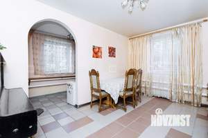 Дом 295м², 2-этажный, участок 11 сот.