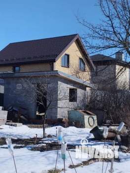 Дом 69м², 2-этажный, участок 6 сот.