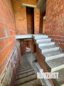 Дом 295м², 2-этажный, участок 6 сот.