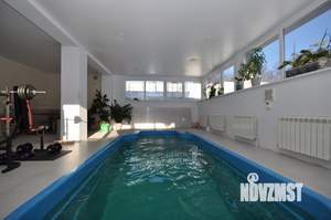 Дом 407м², 3-этажный, участок 7 сот.