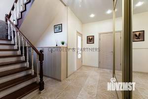 Дом 130м², 2-этажный, участок 5 сот.