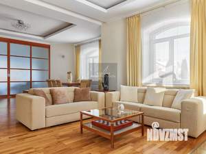 Дом 800м², 2-этажный, участок 18 сот.