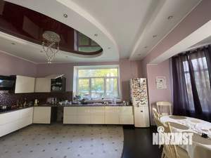 Коттедж 453м², 3-этажный, участок 8 сот.