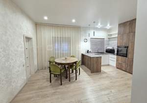 Дом 131м², 2-этажный, участок 0 сот.