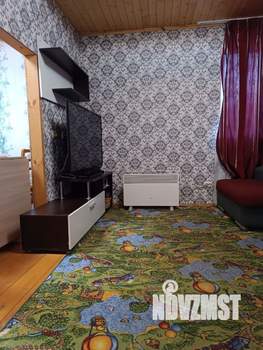 Дом 61м², 2-этажный, участок 6 сот.