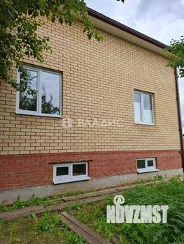 Дом 209м², 2-этажный, участок 5 сот.