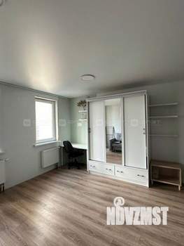 Дом 218м², 2-этажный, участок 10 сот.