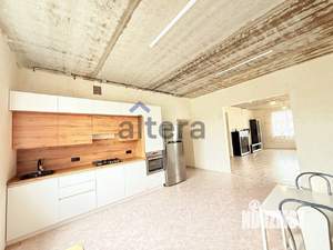 Коттедж 393м², 3-этажный, участок 6 сот.