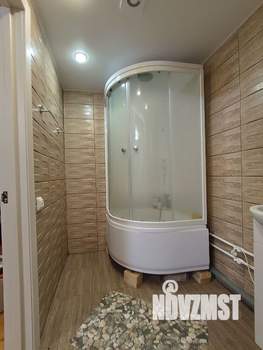 Дом 61м², 2-этажный, участок 6 сот.