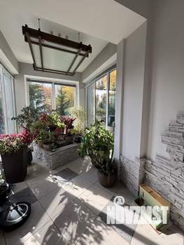 Дом 235м², 3-этажный, участок 8 сот.