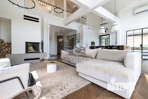 Дом 420м², 2-этажный, участок 13 сот.