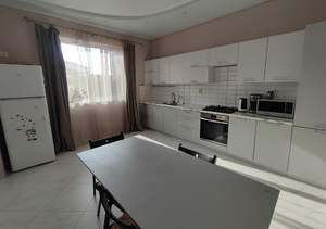 Дом 168м², 1-этажный, участок 4 сот.