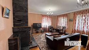 Дом 371м², 3-этажный, участок 13 сот.