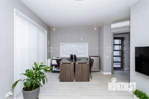 Дом 278м², 3-этажный, участок 15 сот.