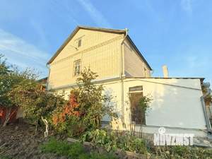 Дом 143м², 2-этажный, участок 10 сот.