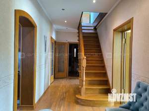 Дом 186м², 2-этажный, участок 6 сот.