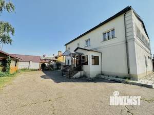 Дом 371м², 3-этажный, участок 13 сот.