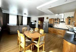 Дом 209м², 3-этажный, участок 0 сот.