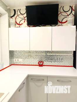 Дом 83м², 2-этажный, участок 4 сот.