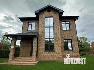 Коттедж 140м², 2-этажный, участок 4 сот.