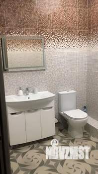 Коттедж 300м&sup2;, 3-этажный, на длительный срок, 