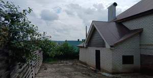 Дом 100м², 2-этажный, на длительный срок, 