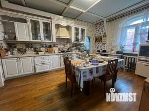 Дом 350м², 3-этажный, на длительный срок, 